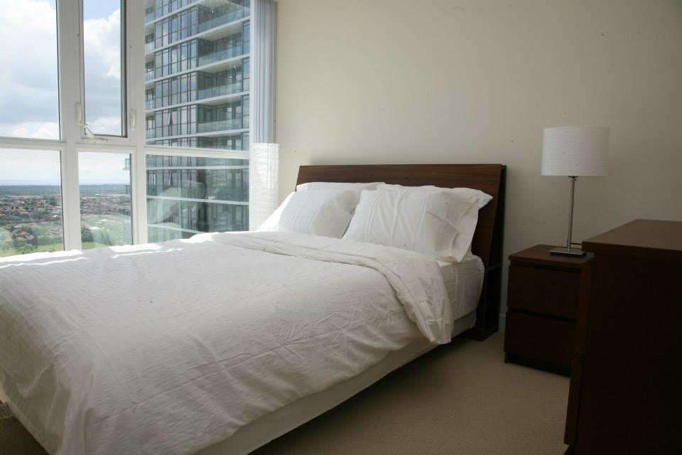 Accurate Plus Furnished Apartment- Brickstone Mews Mississauga Bilik gambar